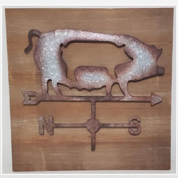 New Pig Home Décor - Picture 3 of 11